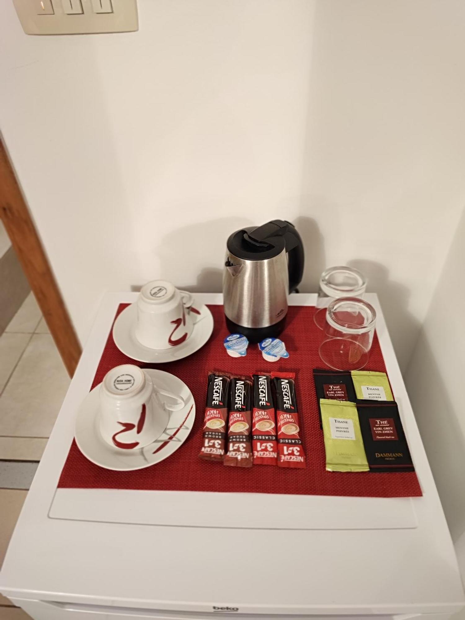 Sunny Rooms And Suites 希贝尼克 外观 照片