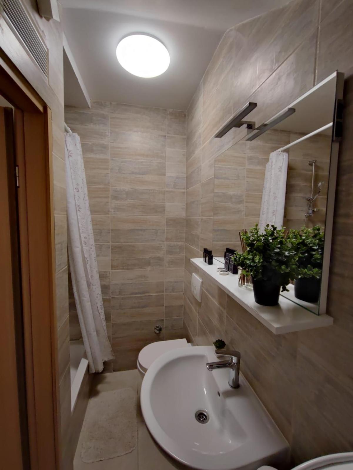 Sunny Rooms And Suites 希贝尼克 外观 照片